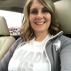 Meet your Posher, Lauren